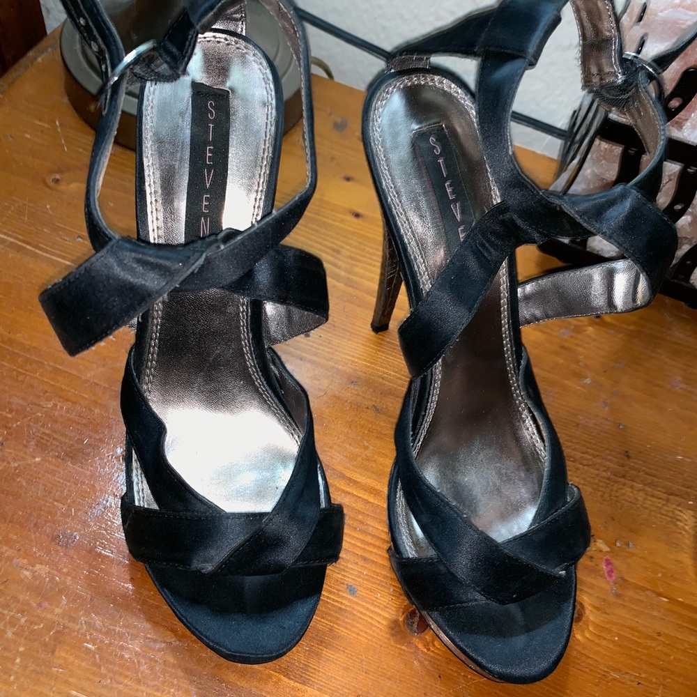 Platform heels - Picture 2 of 4